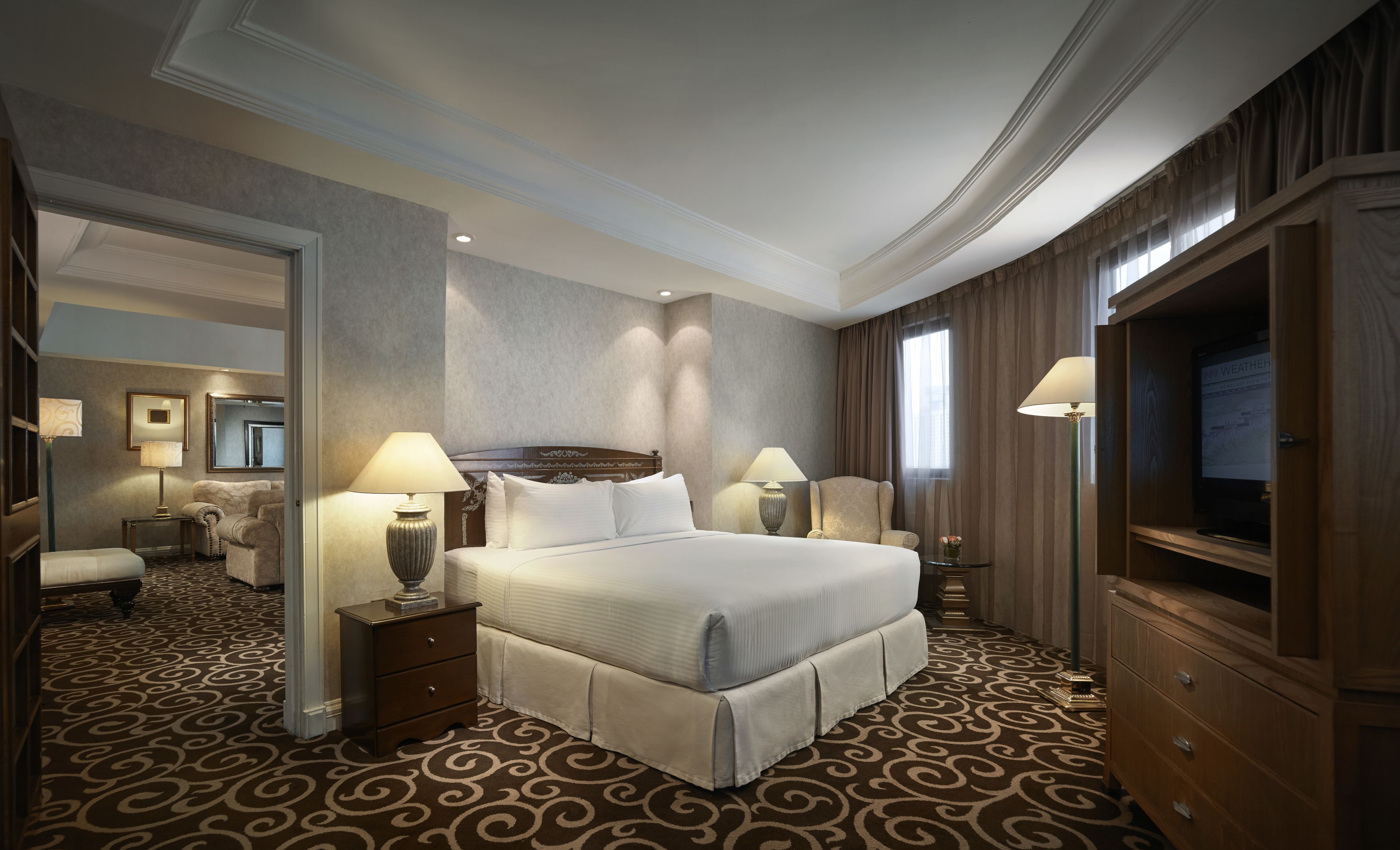 classic premier suite | in-room safe, individually furnished, desk, laptop workspace