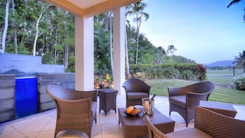 Villa Paradise | View from room