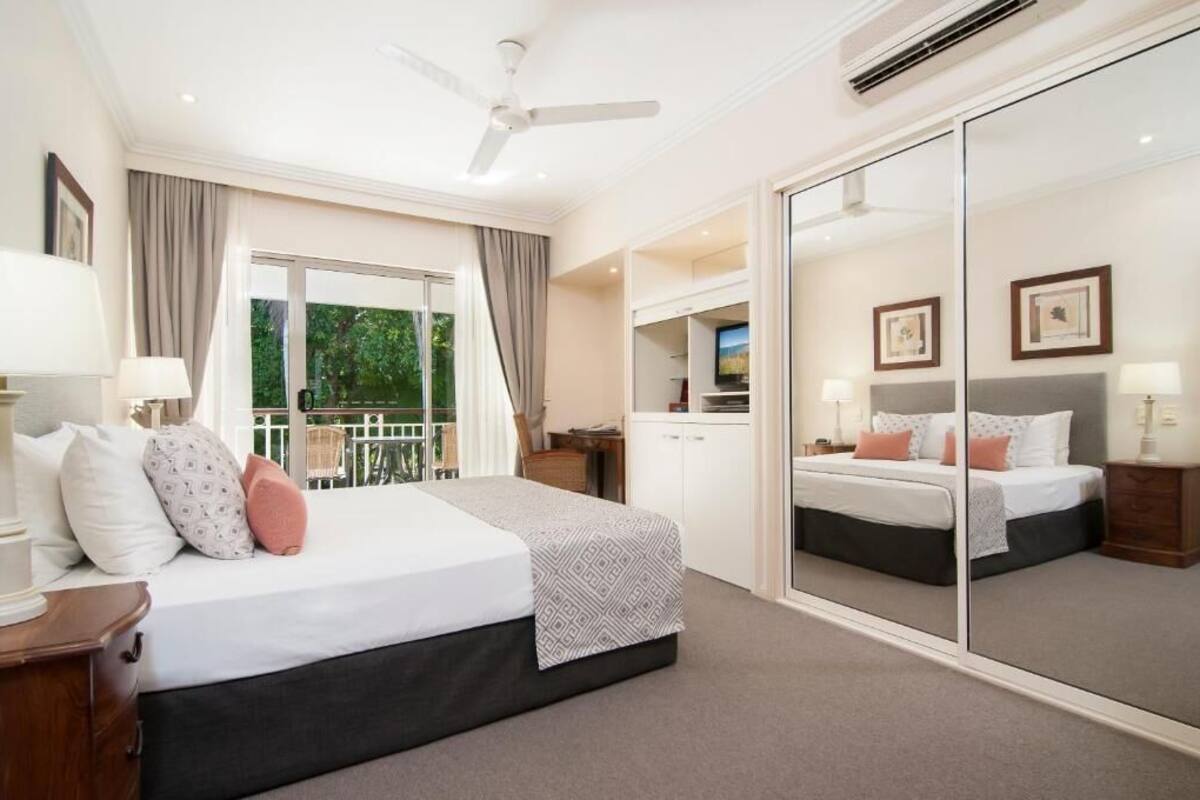 Kamar (Accessible Links Hotel Room) | Seprai premium, meja kerja, tirai kedap cahaya, dan setrika/meja setrika