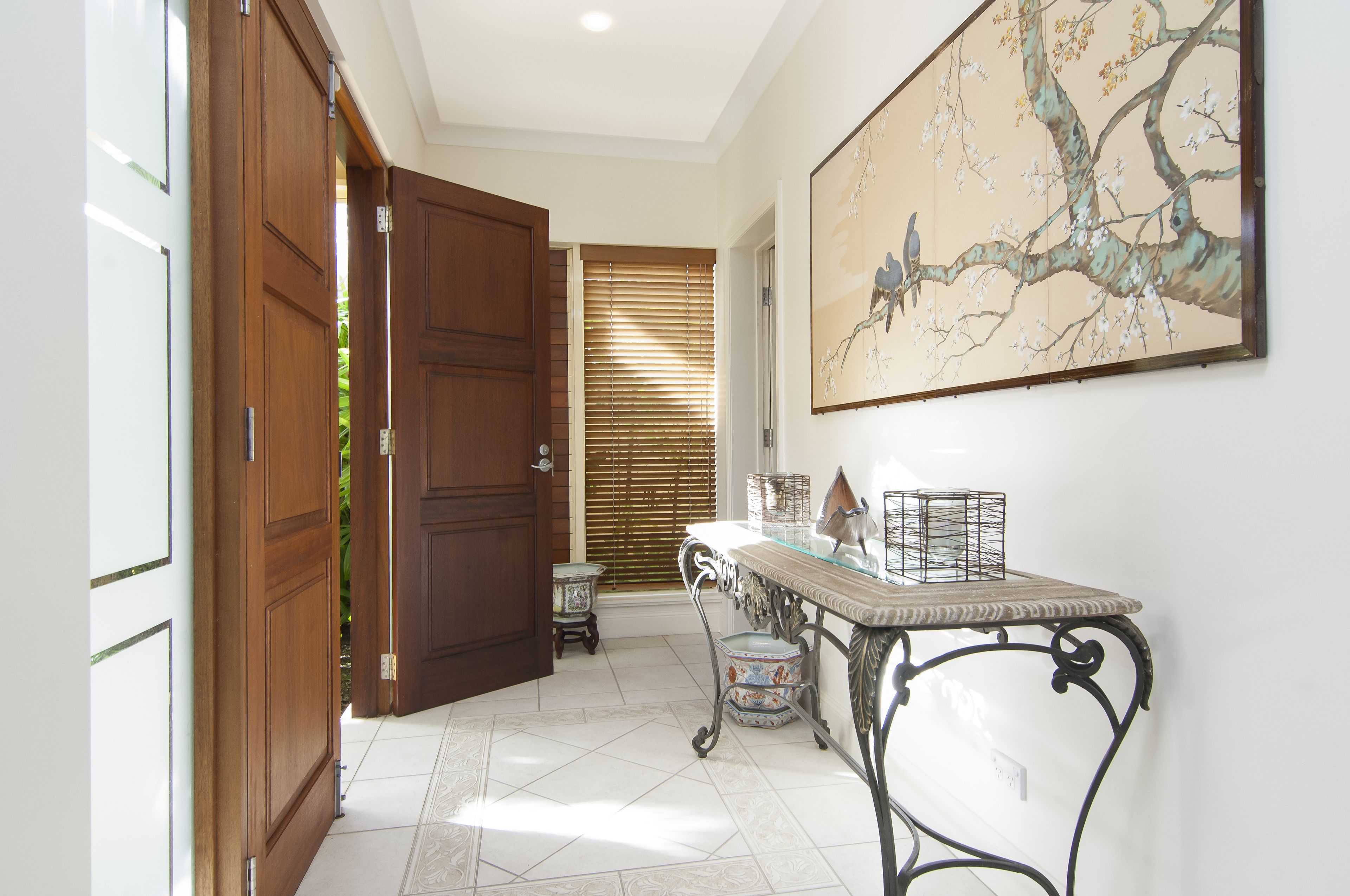 villa paradise	 | individually decorated, individually furnished, desk, blackout curtains