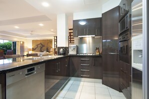 Villa Paradise	 | Private kitchen