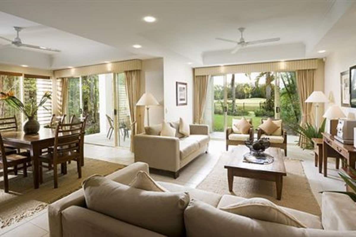 Four Bedroom Villa | Living area