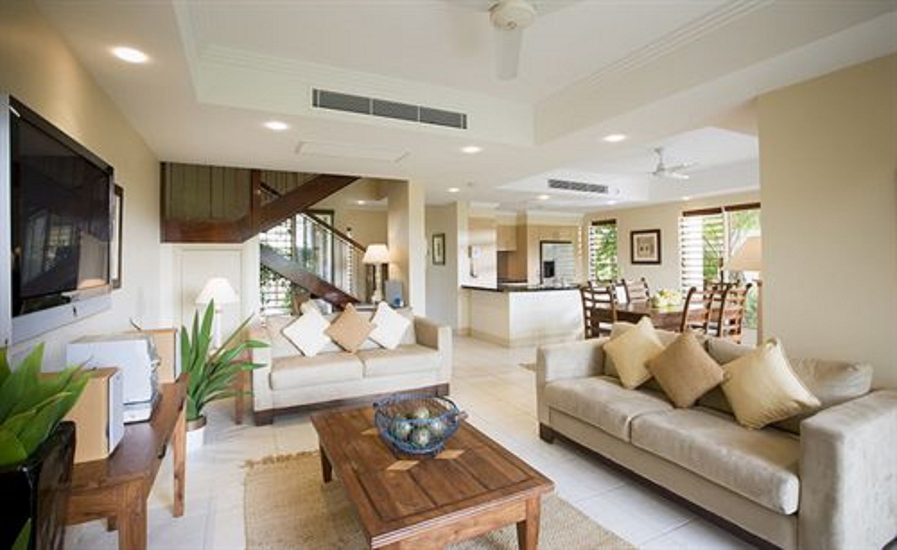 four bedroom villa | living area | tv, dvd player