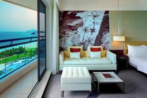 Deluxe Room, 1 King Bed with Sofa bed, Non Smoking, Ocean View (Balcony) | Premium bedding, pillowtop beds, minibar, in-room safe