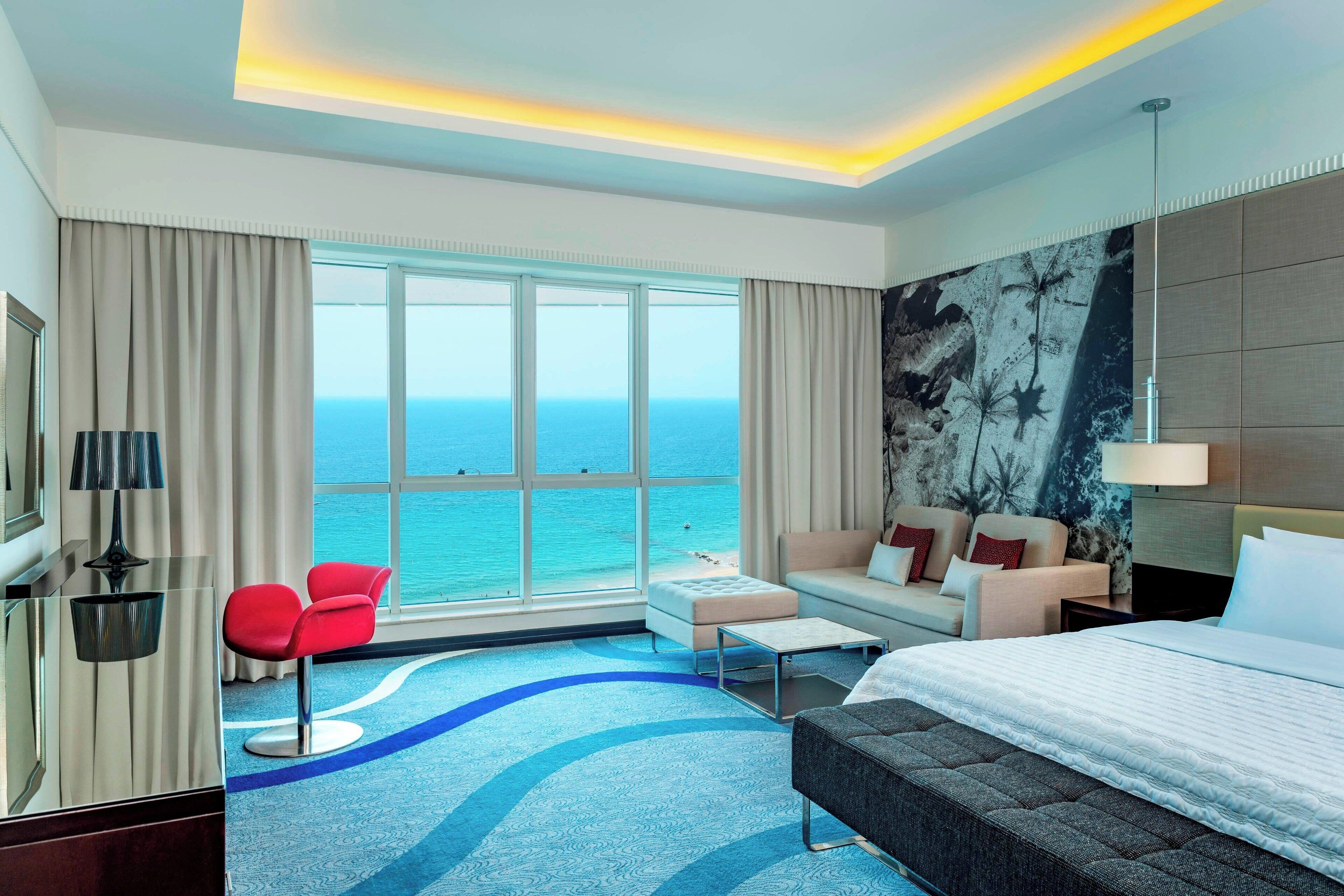 Deluxe Room, 1 King Bed with Sofa bed, Ocean View | Premium bedding, pillow-top beds, minibar, in-room safe