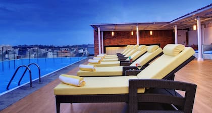 Hotel Royal Orchid Bangalore