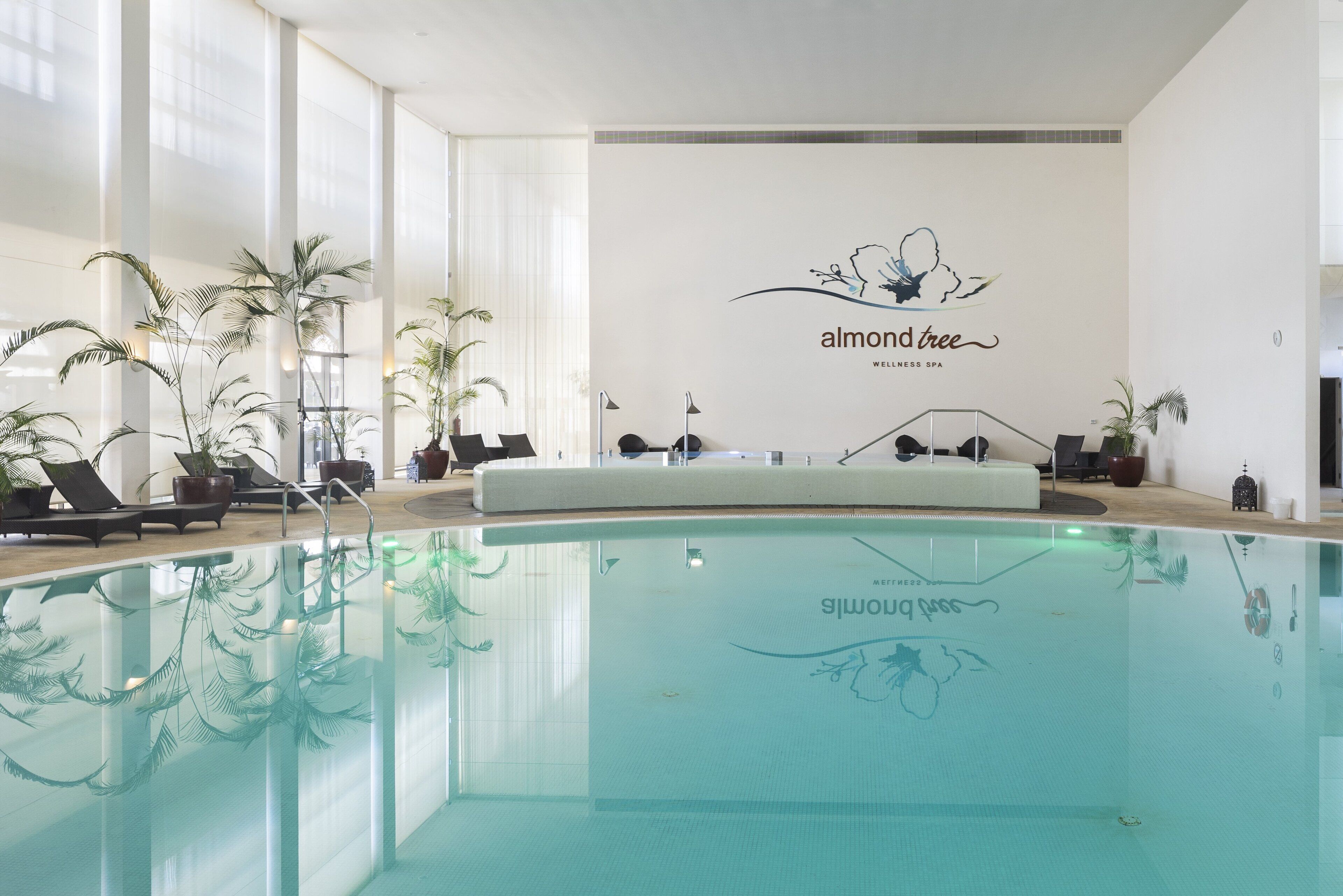 Espace de soins pour les couples, sauna, bain à remous, hammam, hammam