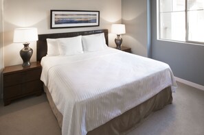 1 chambre, fer et planche à repasser, accès au Wi-Fi (inclus)