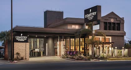 Country Inn & Suites by Radisson, Bakersfield, CA
