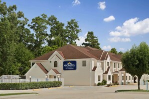 Exterior - Microtel Inn & Suites by Wyndham Ponchatoula/Hammond (Ponchatoula)