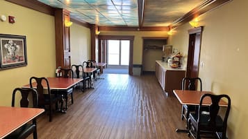 Desayuno continental incluido todos los días