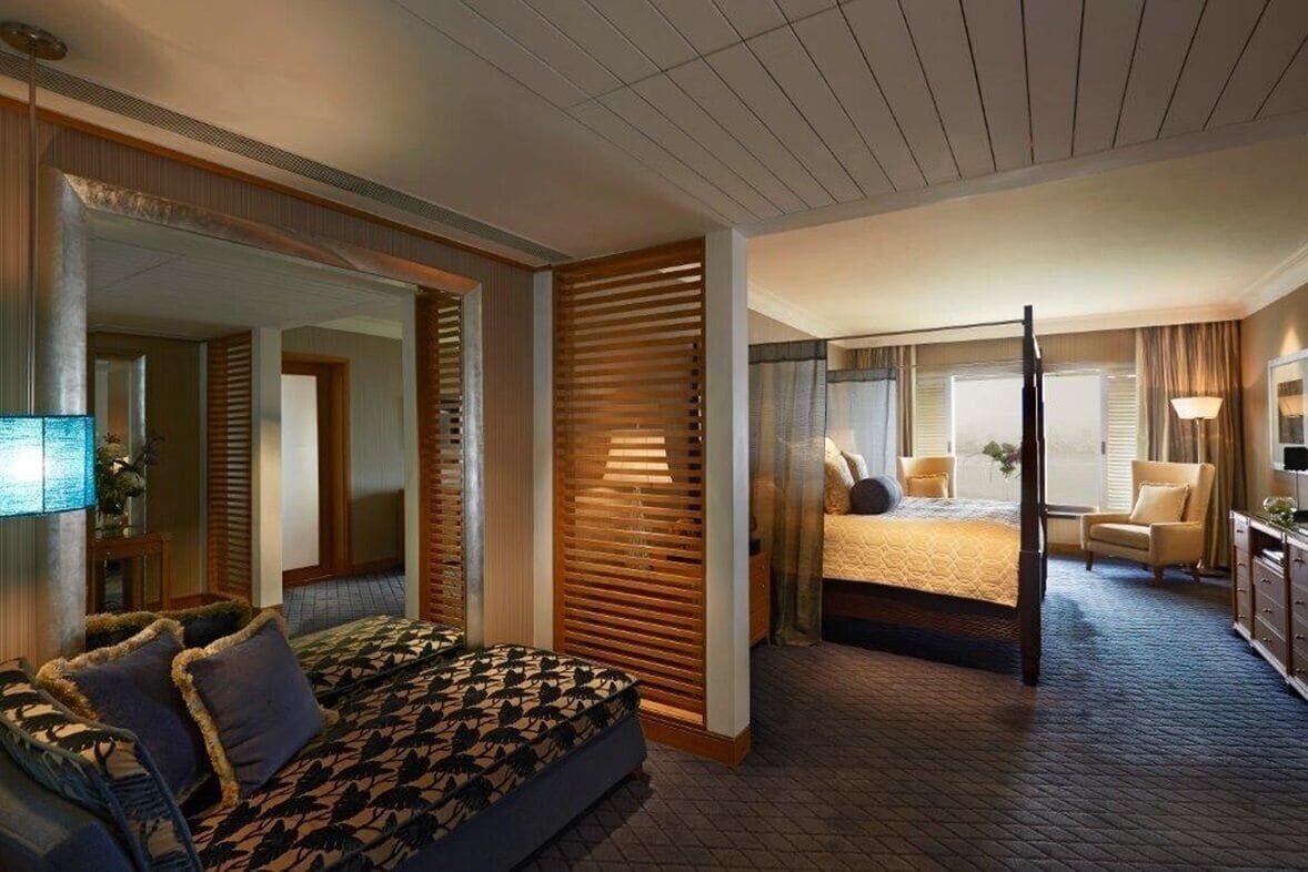 Premium bedding, minibar, in-room safe, desk