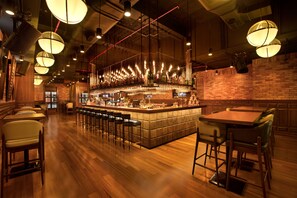 2 bars-salons, gatropub