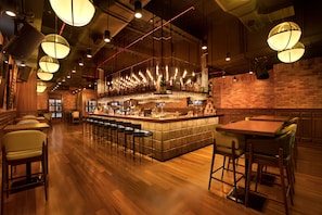2 bars-salons, gatropub