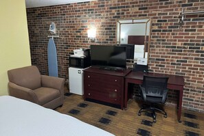 Desk, free WiFi, bed sheets