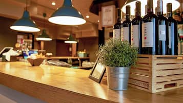 Bar (in der Unterkunft)