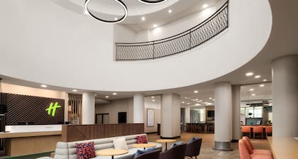Holiday Inn Cincinnati Liberty Way by IHG