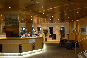 Lobby - Hotel Vitalis by AMEDIA (Munich)