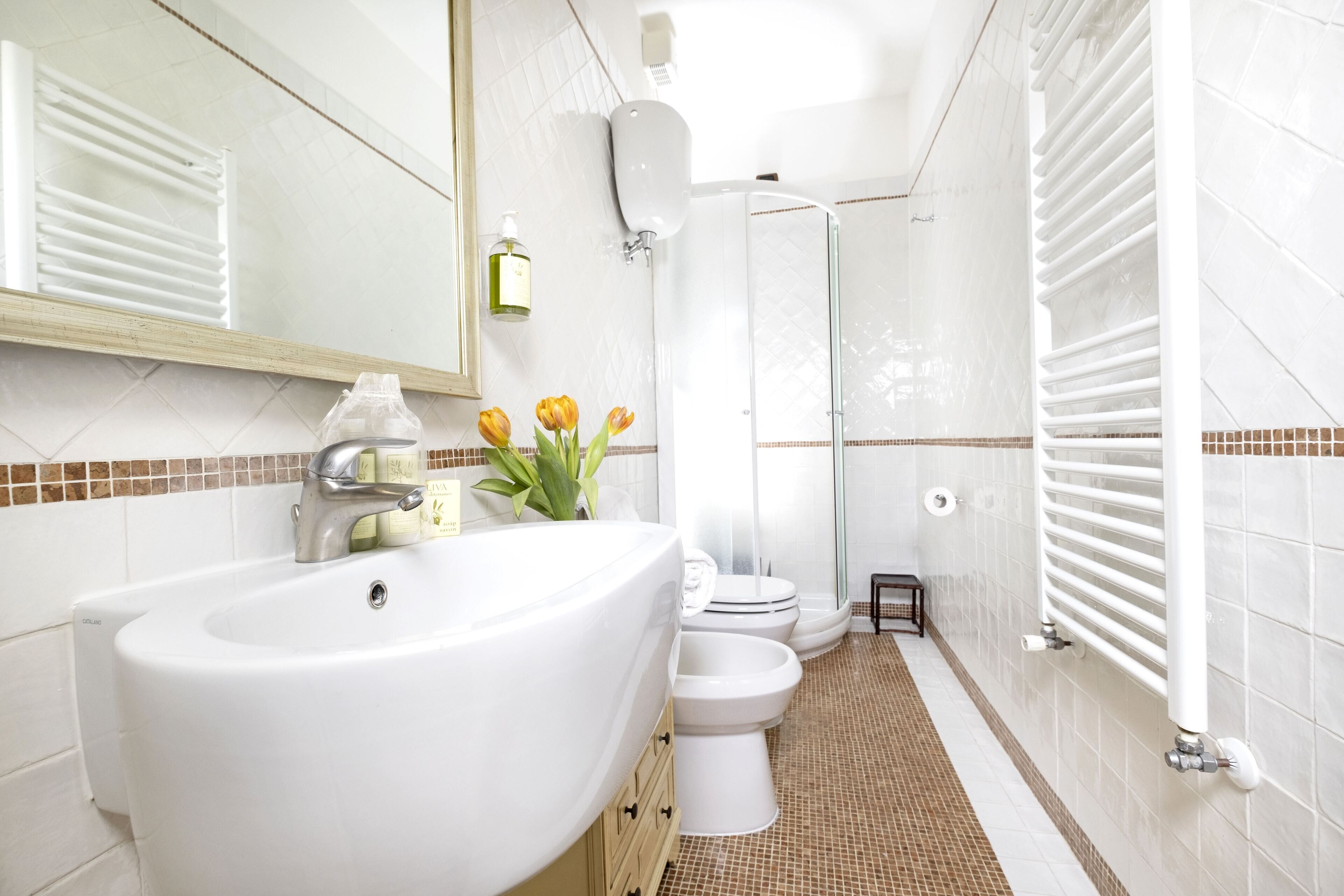 apartment, 1 bedroom | bathroom | shower, free toiletries, hair dryer, bidet