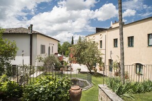 Property grounds - Borgo Grondaie (Siena)