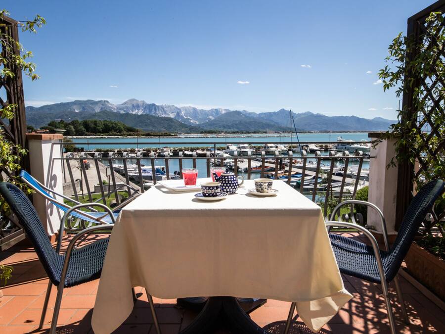 Kamer, 1 twee- of 2 eenpersoonsbedden, balkon, uitzicht op zee | Balkon