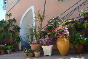 Terrace/patio - Hotel Tirreno Residence (Procida)