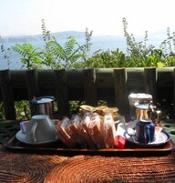 Daily full breakfast (EUR 3 per person)
