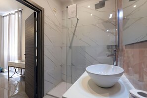 Chambre Double Confort | Salle de bain