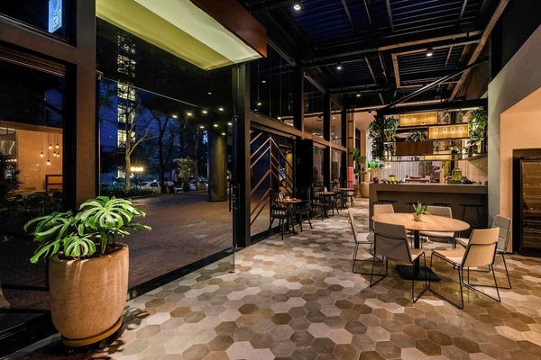 FrĂŒhstĂŒck, Mittagessen, Abendessen, internationale KĂŒche