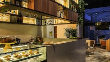 Breakfast, lunch, dinner served; international cuisine