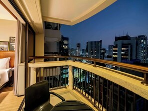 Minibar, in-room safe, desk, blackout curtains