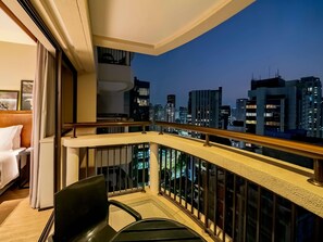 Executive Room (City Lights) | Minibar, in-room safe, desk, blackout curtains