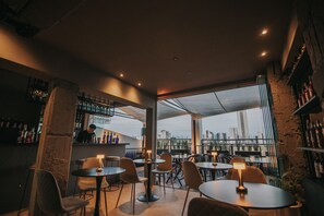 Bar (on property) - Bisonte Libertad (Buenos Aires)