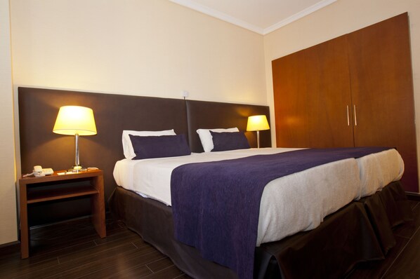 Standard Double Room | Down comforters, pillowtop beds, in-room safe, desk