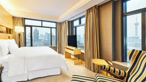 俱樂部套房, 1 間臥室, 城市景觀 | 1 間臥室、羽絨被、迷你吧、客房內保險箱