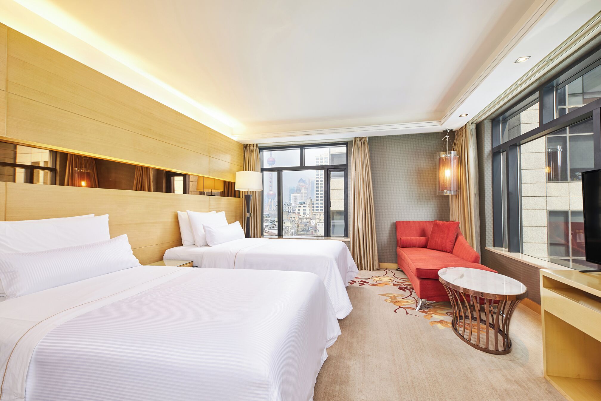 1 bedroom, down duvets, minibar, in-room safe