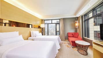 1 bedroom, down duvets, minibar, in-room safe