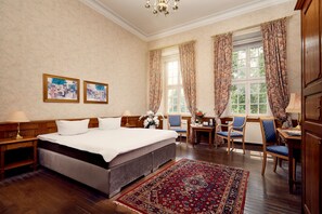 Traditional Suite