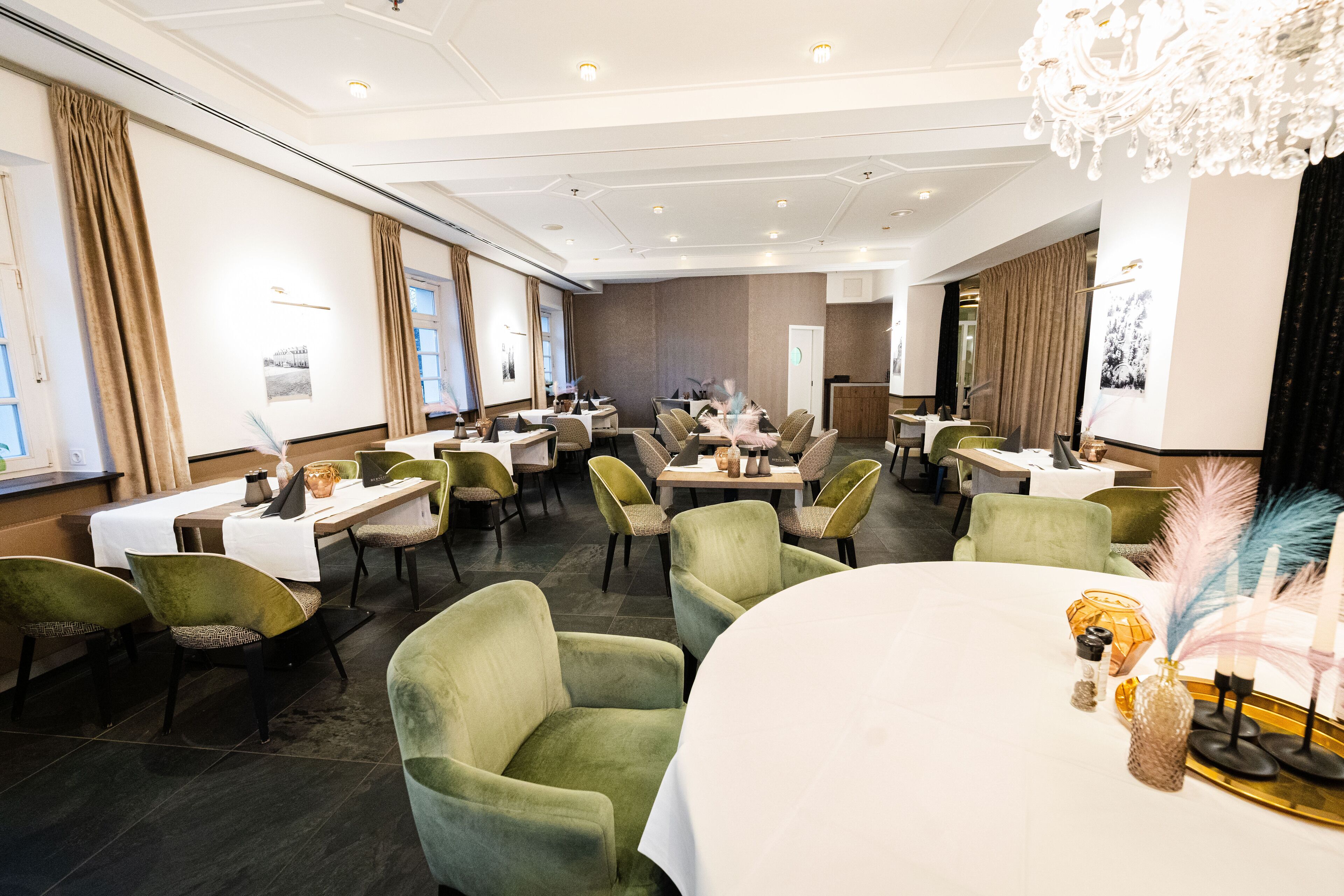 breakfast, lunch, dinner served; regional cuisine