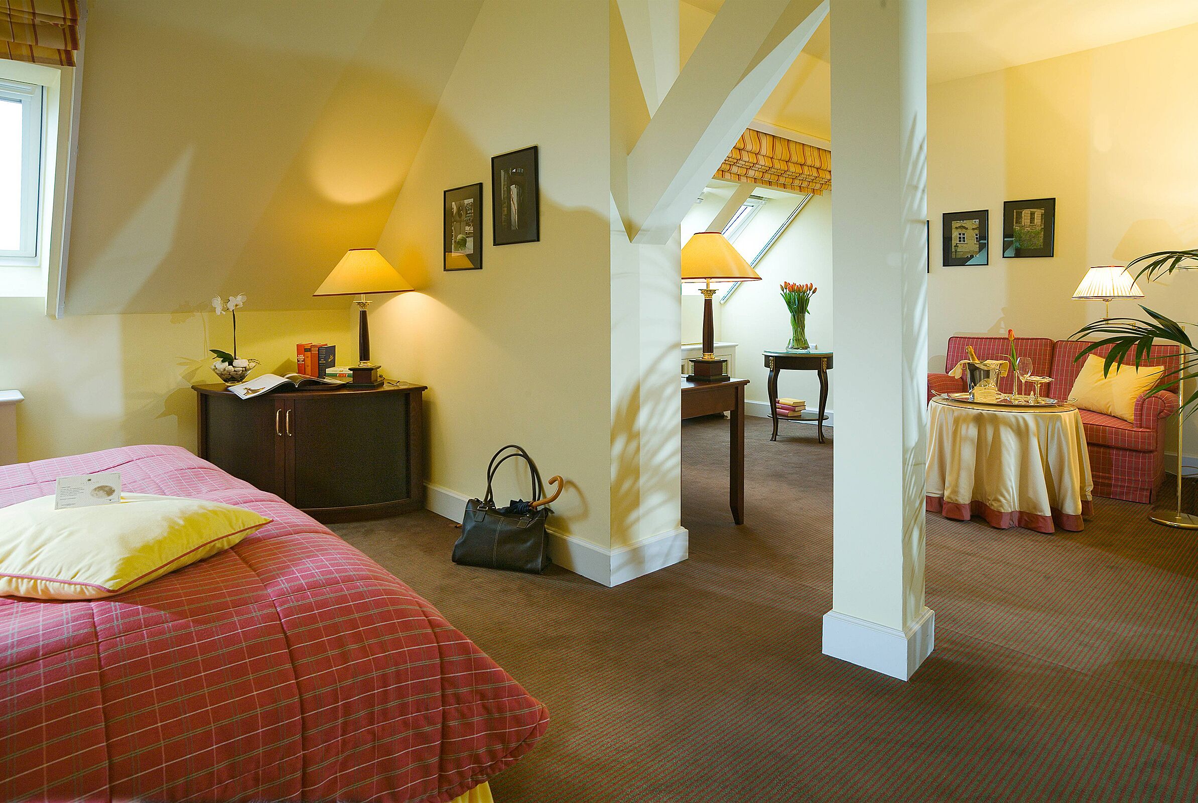 junior suite | in-room safe, desk, soundproofing, free wifi