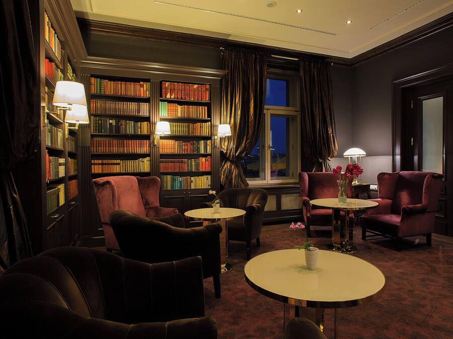Sala de estar en el lobby