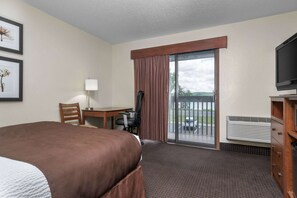 Desk, laptop workspace, blackout curtains, soundproofing - AmericInn by Wyndham Lake City (Lake City)
