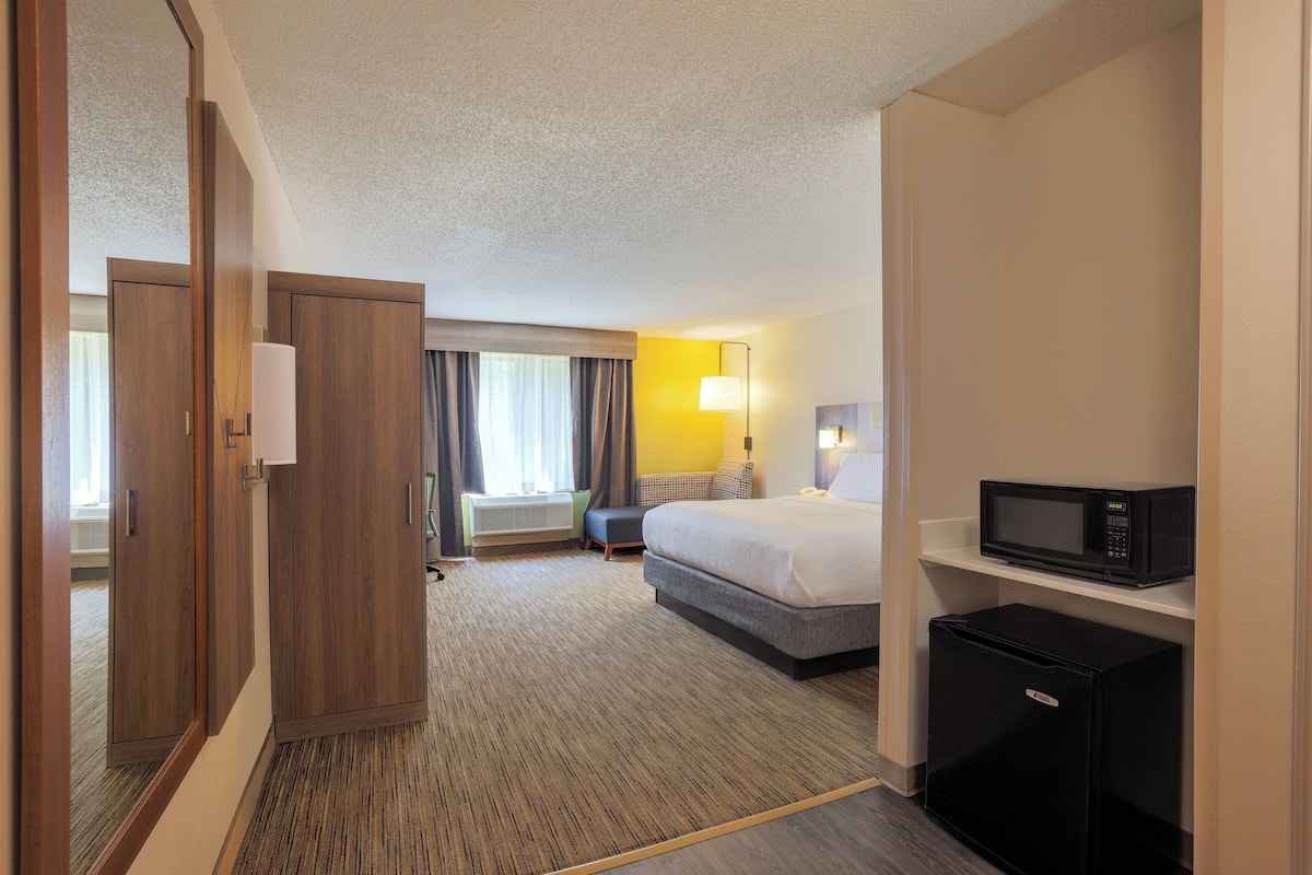 Premium bedding, down comforters, memory foam beds