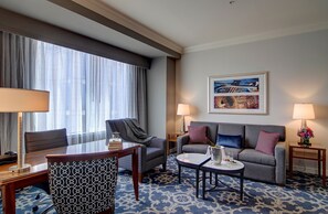 Frette Italian sheets, premium bedding, down duvets, pillow-top beds - Loews New Orleans Hotel (New Orleans)