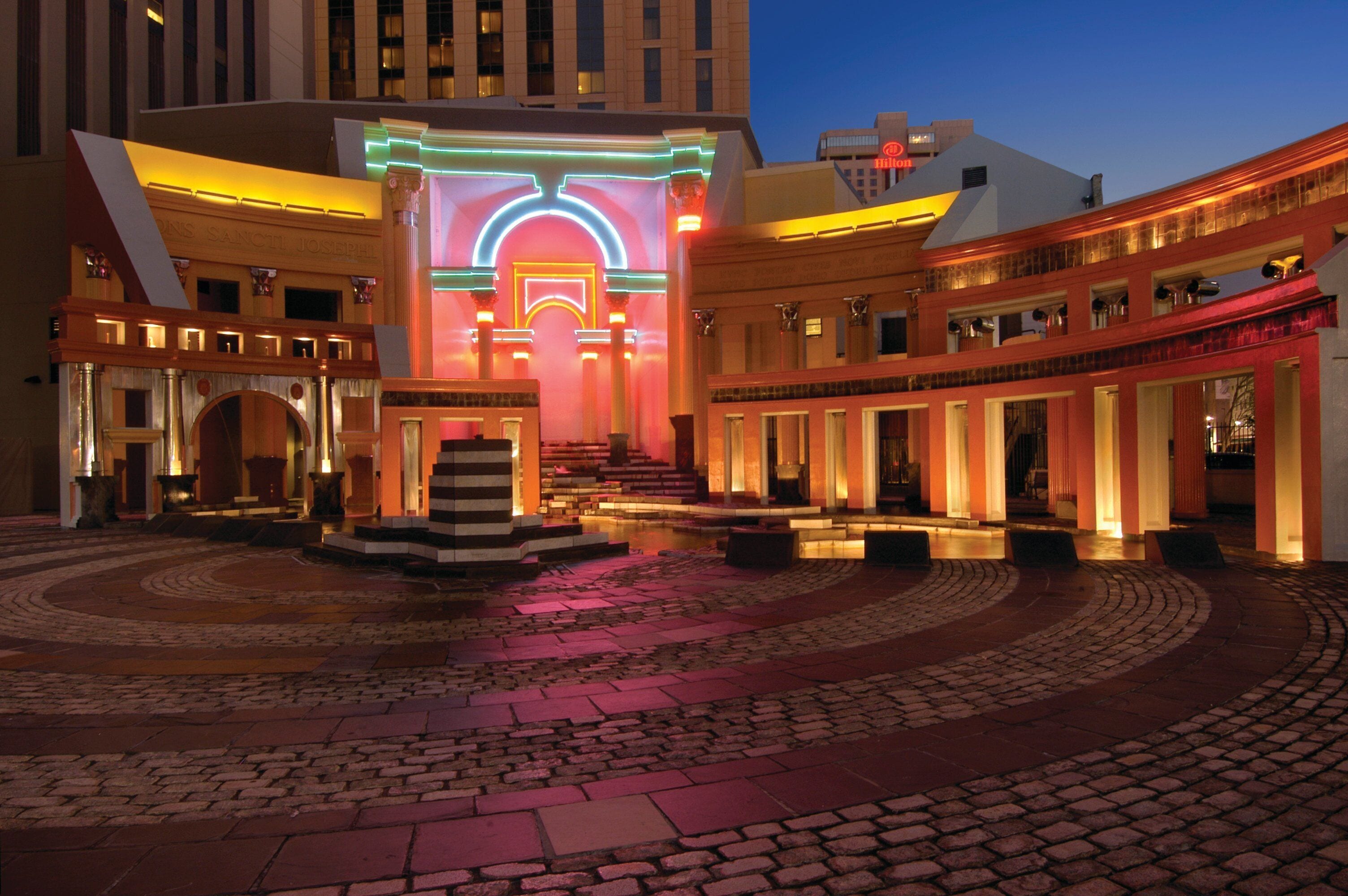 Photo - Loews New Orleans Hotel