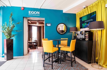 Bar en el lobby. Thon Hotel Lillestrøm