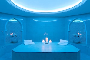 Couples treatment rooms, sauna, hot tub, steam room, Turkish bath
