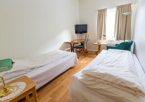 Free WiFi, bed sheets