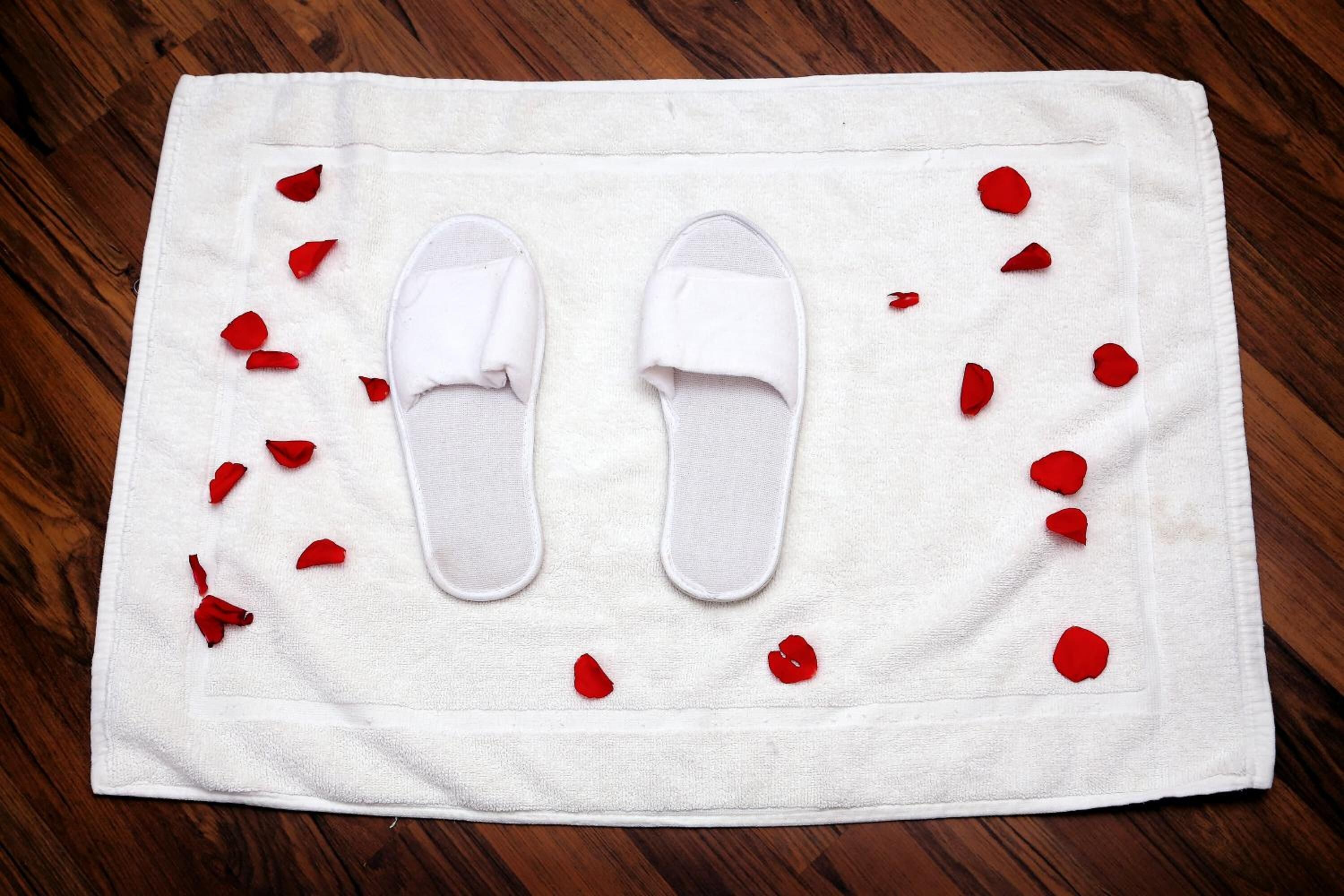 separate bathtub and shower, free toiletries, hair dryer, bathrobes