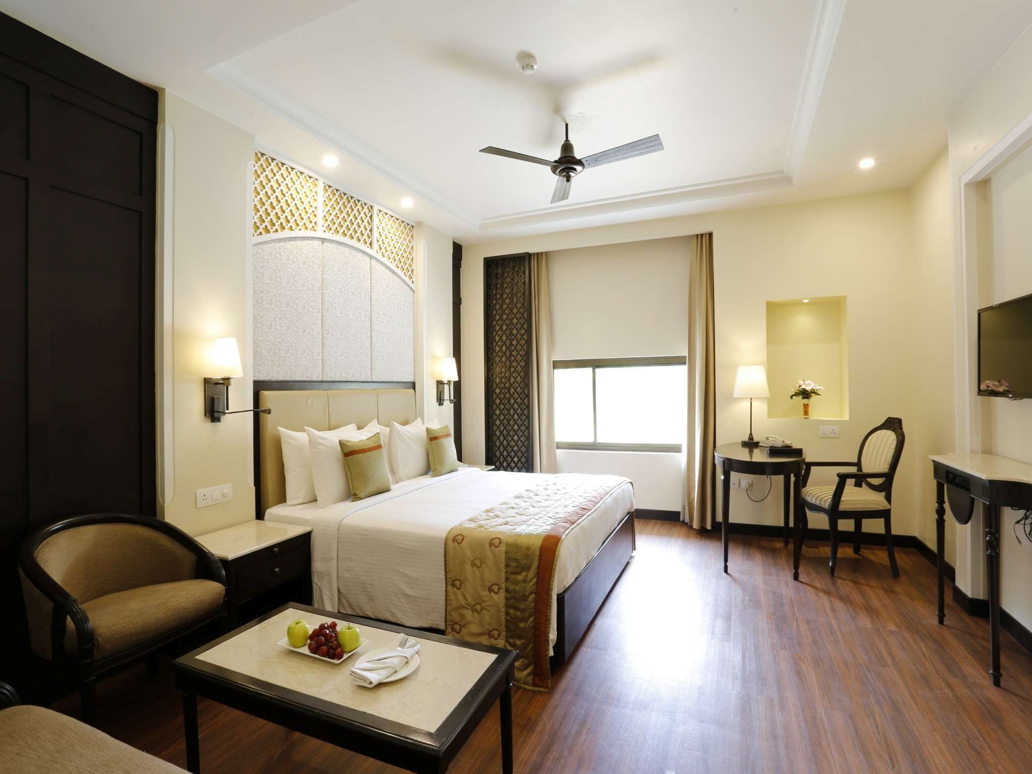 Photo - La Place Sarovar Portico, Lucknow